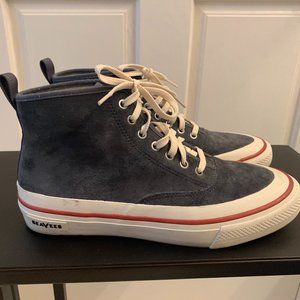 SeaVee's men's size 9.5 mariner navy suede boot